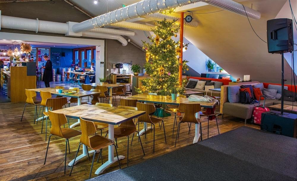 Loft - Hi Eco Hostel เรคยาวิก ภายนอก รูปภาพ