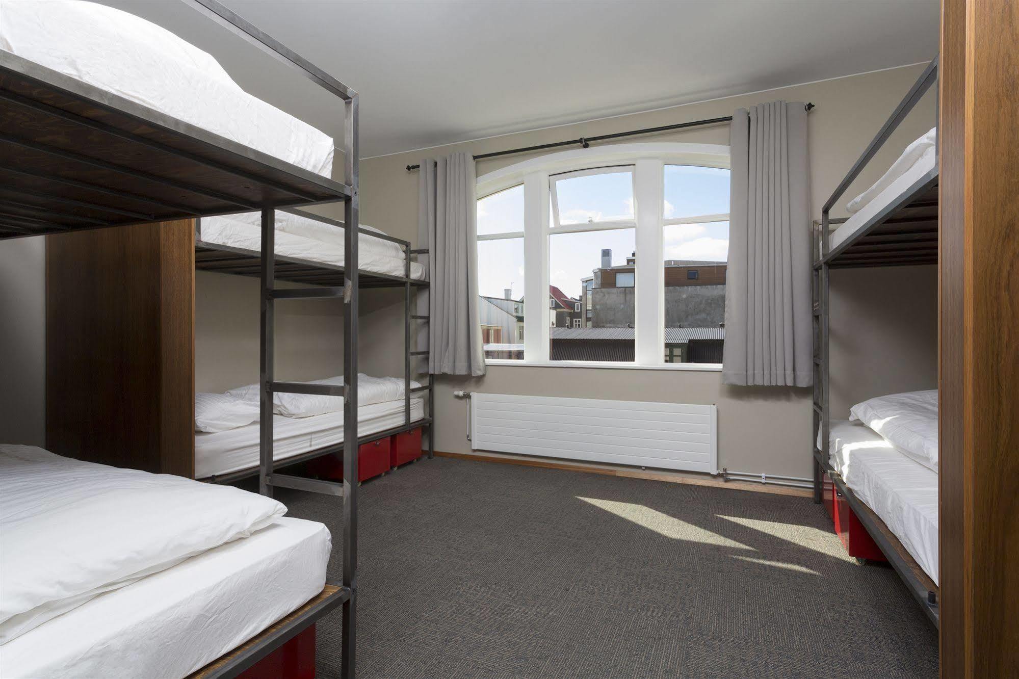 Loft - Hi Eco Hostel เรคยาวิก ภายนอก รูปภาพ
