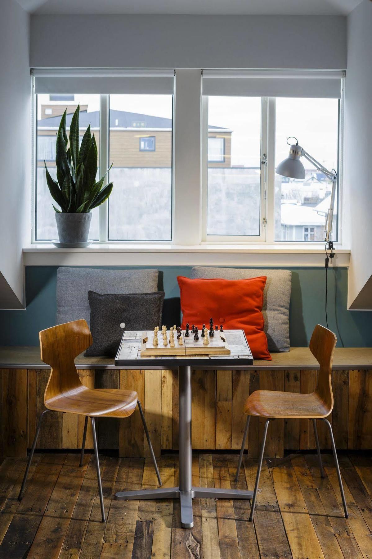 Loft - Hi Eco Hostel เรคยาวิก ภายนอก รูปภาพ