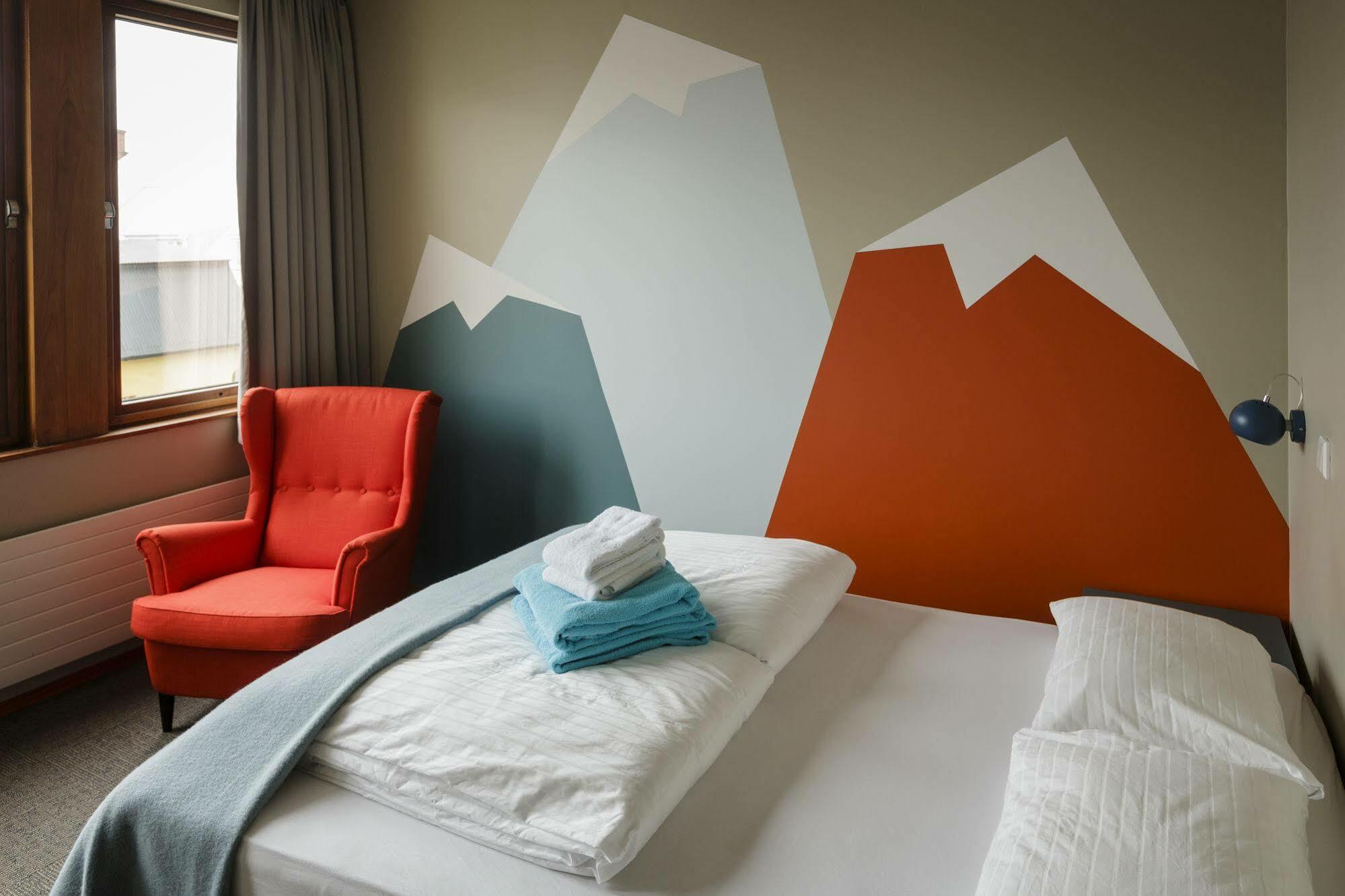 Loft - Hi Eco Hostel เรคยาวิก ภายนอก รูปภาพ